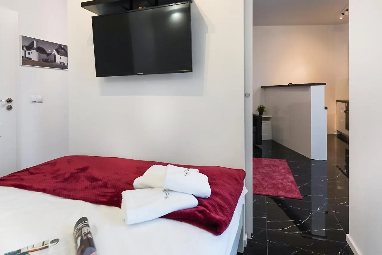 Kazou Service Przy Arkadii Apartment Warsaw