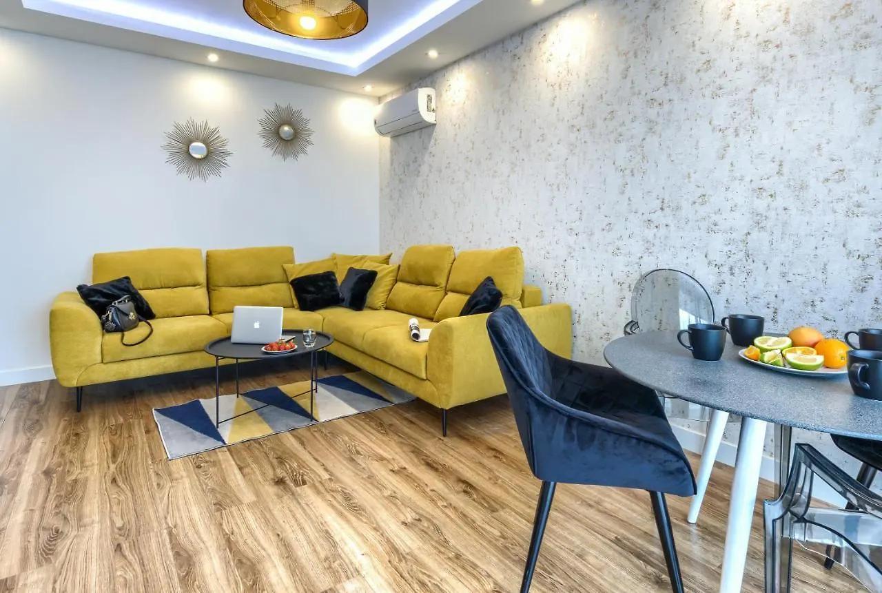 Apartament Kazou Service Przy Arkadii Warszawa
